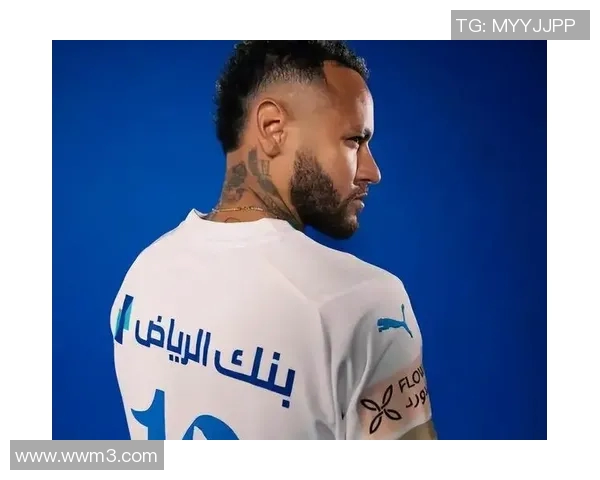 足球明星私下抽烟视频曝光引发球迷热议与争议 足球明星私下抽烟视频曝光引发球迷热议与争议