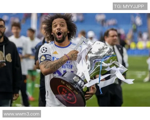 后卫足球明星风采展现与精彩瞬间回顾的视觉盛宴